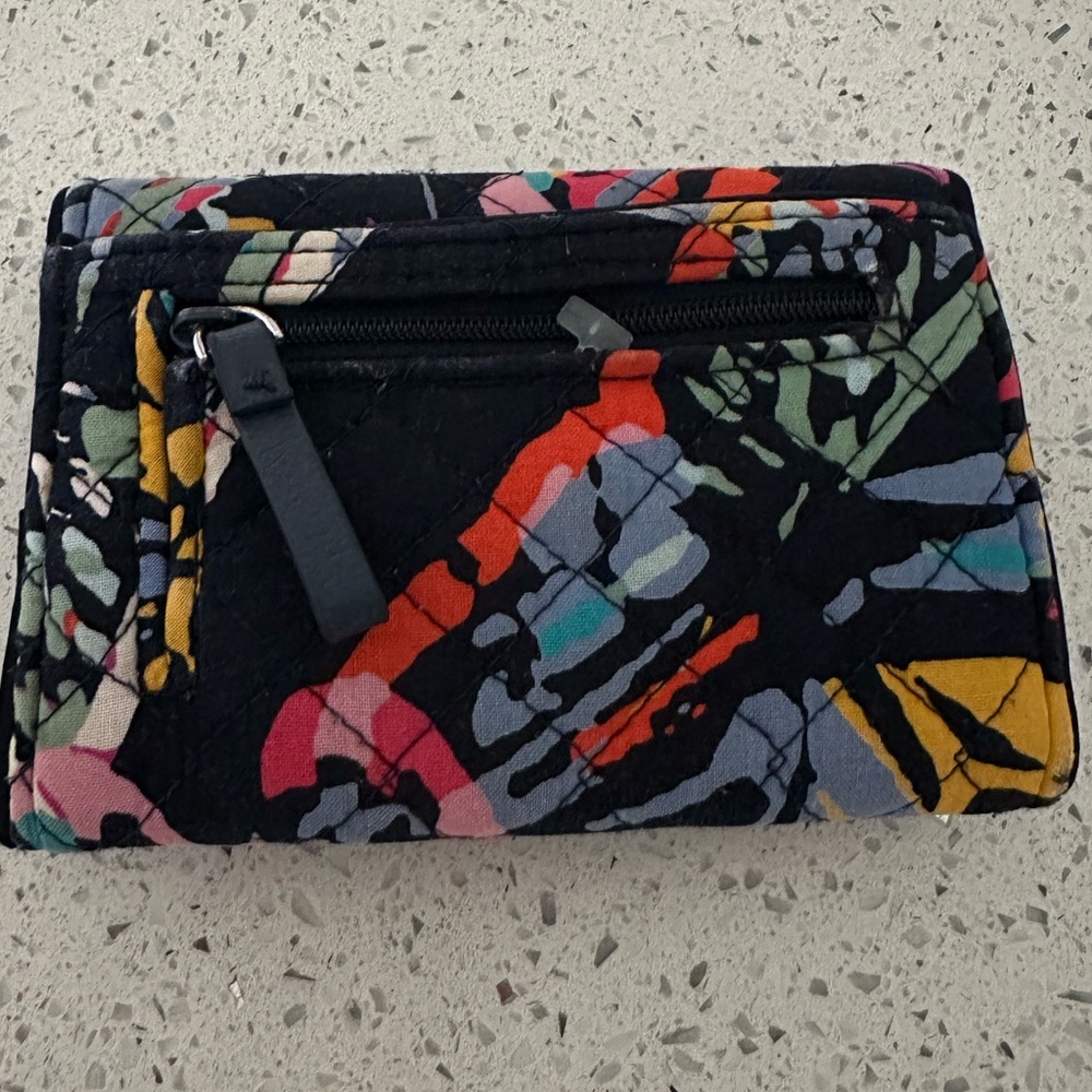 Vera Bradley RFID Quilted Floral Wallet with Security Protection - Picture 5 of 10